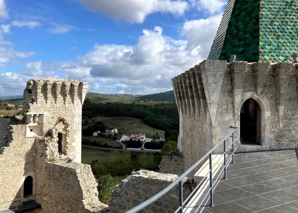 Castelo de Porto de Mós, Portugal
